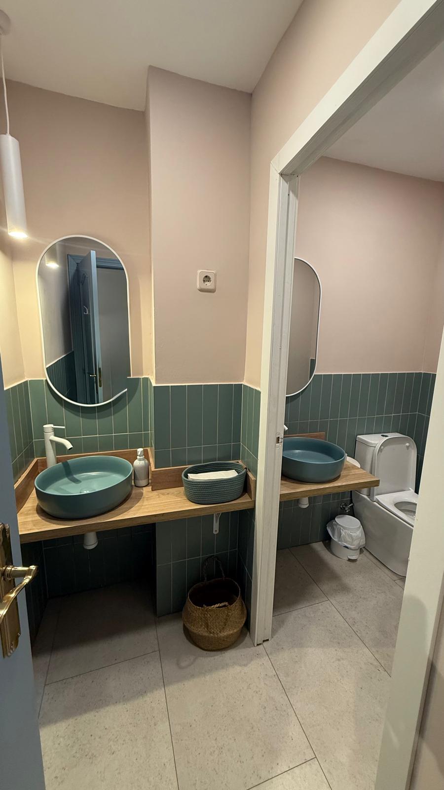 Catedral Cafe - Baños